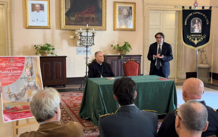 Giubileo: accoglienza del corpo di Santa Lucia a Siracusa