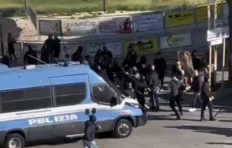 Vittoria, scontri tra la tifoseria biancorossa e quella del Milazzo