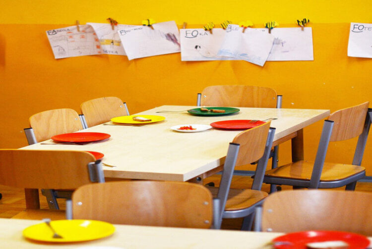 Scuola per l'infanzia in piazza Berlinguer a Vittoria: consegna dei lavori