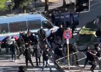 Scontri fuori dallo stadio a Vittoria: ferma condanna per gravi episodi