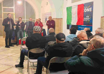 Scambio di auguri nella sede di Forza Italia a Vittoria