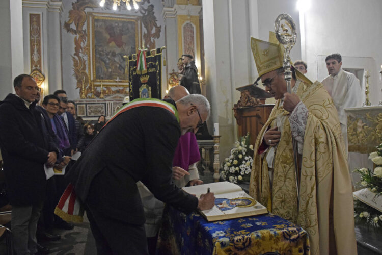 Ragusa riaffidata alla Vergine Immacolata