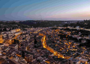 Modica: è arrivato il tempo di sedersi attorno a un tavolo