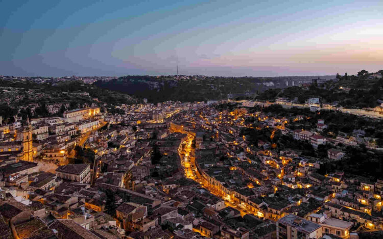 Modica: è arrivato il tempo di sedersi attorno a un tavolo