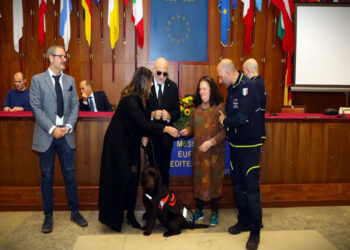 Uici, Helen Keller, un cane guida cambia la vita ai disabili visivi