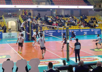 Avimecc Modica bella a metà lotta alla pari con Reggio Calabria