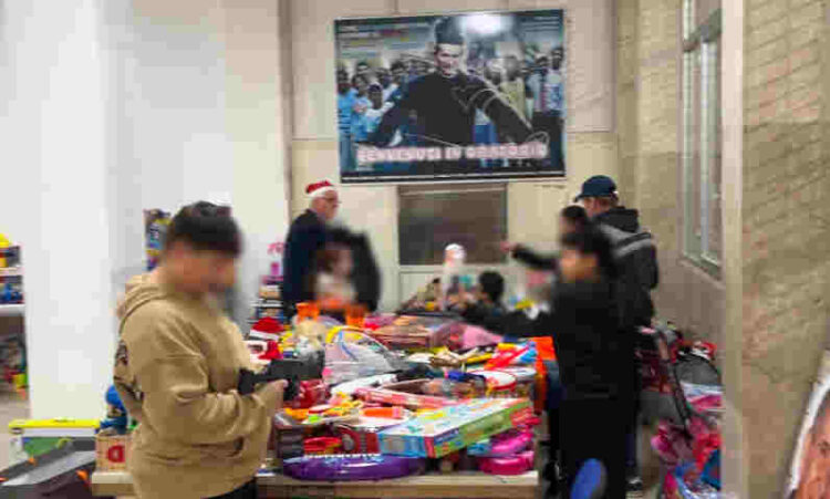 Natale delle Piccole Attenzioni ai Salesiani di Ragusa: musica, giochi e condivisione