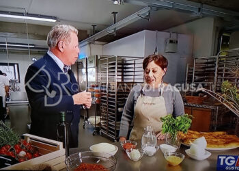 La scaccia di Modica al TG5 nella rubrica Gusto di Gioacchino Bonsignore