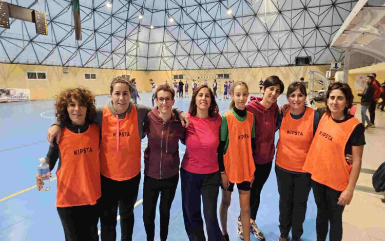 Squadra Femminile di Pallamano Scicli: insieme dopo oltre 25 anni
