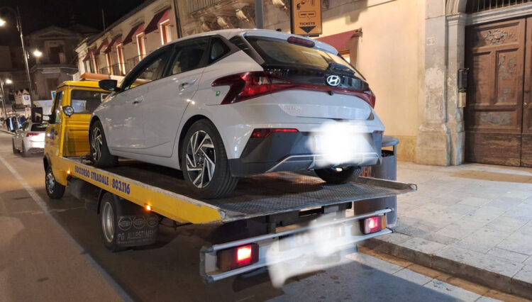 Modica, rimossi 11 veicoli senza assicurazione