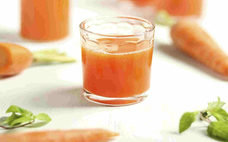 Dieta weekend prima di Capodanno: disintossicante e drenate, 2 chili in 2 giorni