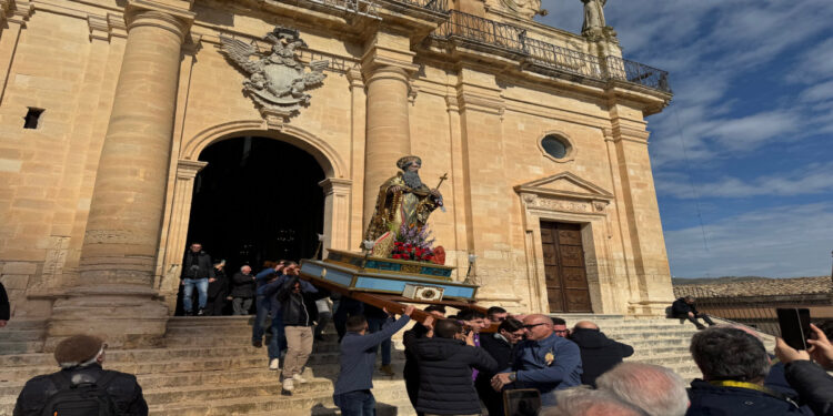 Giarratana: partecipate le processioni con S. Antonio Abate