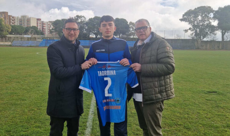 Asd Ragusa Calcio ufficializza il nuovo terzino Taormina