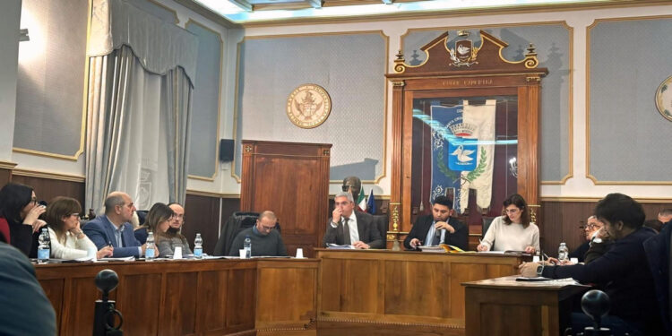 Santa Croce Camerina, approvato bilancio di previsione 2025-2027, Dup e Piano triennale opere pubbliche