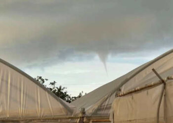 Funnel cloud nella campagne di Scicli
