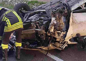 Scontro frontale tra due auto, morto un 50enne nel nisseno