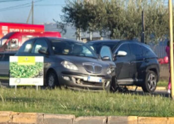 Incidente oggi a Vittoria: due feriti