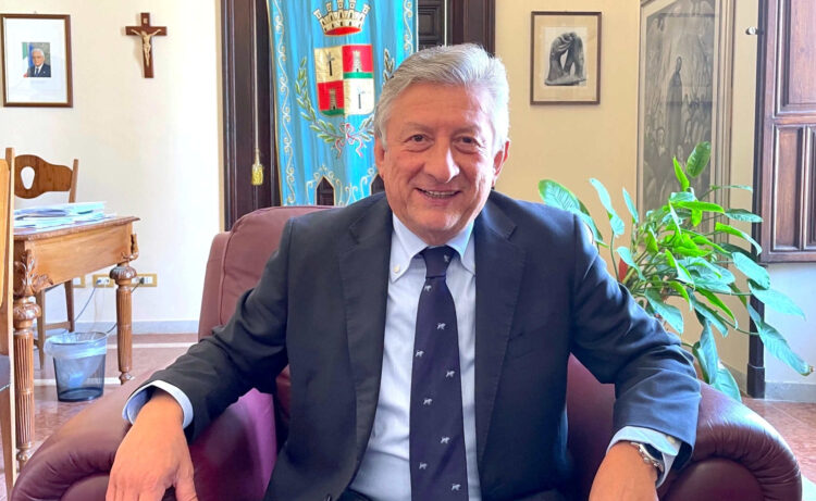 Ispica, mozione di sfiducia fallita: Leontini resta Sindaco