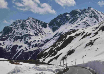 Caos a Piano Battaglia, tanti automobilisti senza catene