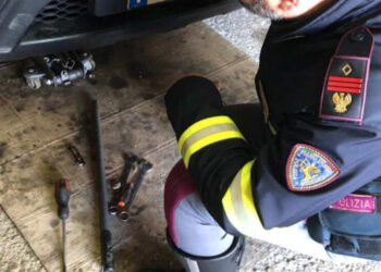 Vittoria, scoperta officina meccatronica abusiva: sanzionato il proprietario