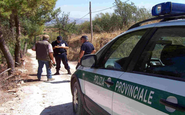 Polizia provinciale Ragusa: denunciati due bracconieri maltesi