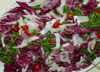 Cibi amari e sazietà: alleati naturali nella dieta verde per controllare la fame