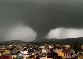 Il ciclone tunisino Gabri in Sicilia, spaventoso tornado tra Avola e Noto: è black out