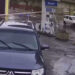 Ciclone e maltempo, tragedia sfiorata a Vittoria, palo cade e sfiora auto di passaggio: video