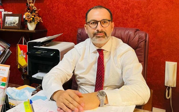 Terremoto politico a Vittoria: il sindaco ha perso la maggioranza non soltanto in Consiglio, bensì anche in città