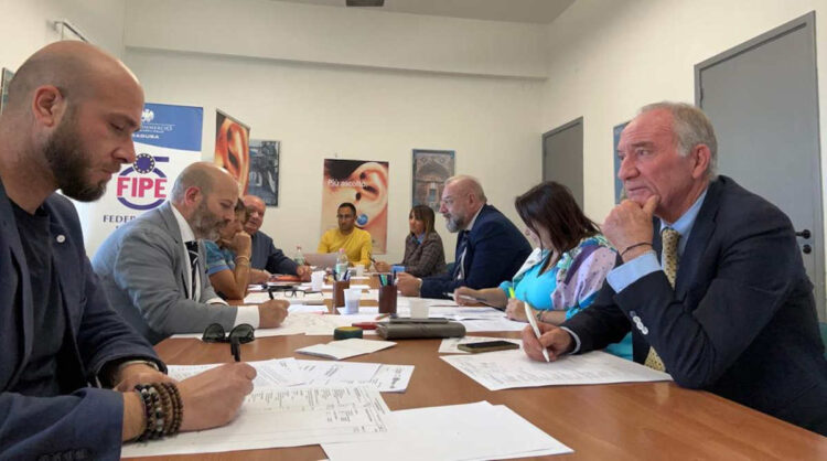 Ragusa: erogazione fringe benefit tramite carta di debito, chiarimenti Agenzia delle Entrate