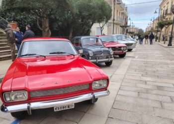 Auto d'epoca a Chiaramonte Gulfi