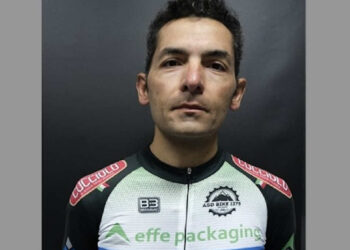 È morto Angelo Puccio di 51 anni, il ciclista investito a Giarre domenica