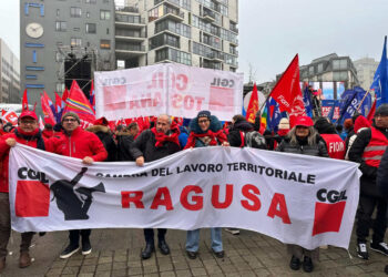 Ragusa a Bruxelles per la manifestazione contro la deindustrializzazione