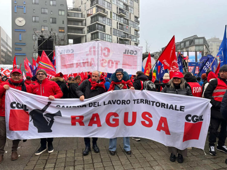 Ragusa a Bruxelles per la manifestazione contro la deindustrializzazione