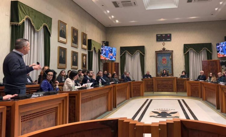 Modica, divorzio politico Monisteri-DC: consiglieri di maggioranza prendono posizione