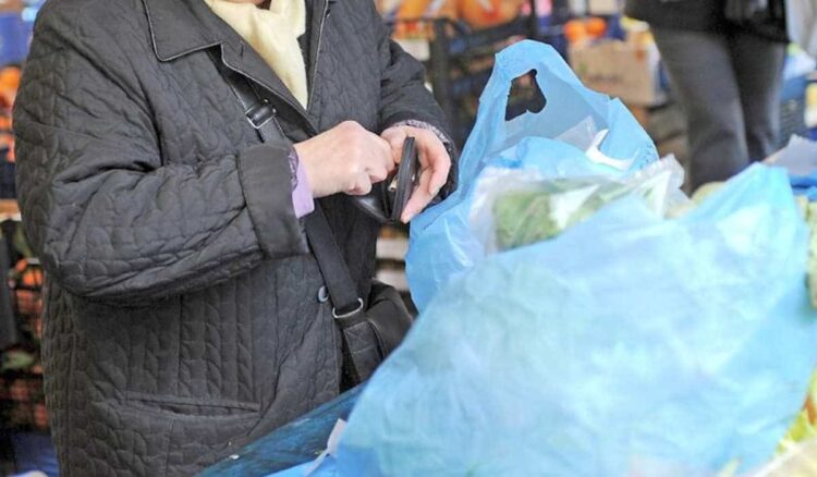 Reddito di povertà, boom di richieste in Sicilia: fino a 3 mila euro a famiglia