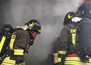 Esplosione in una abitazione ad Acate, arrestato presunto responsabile: un 82enne