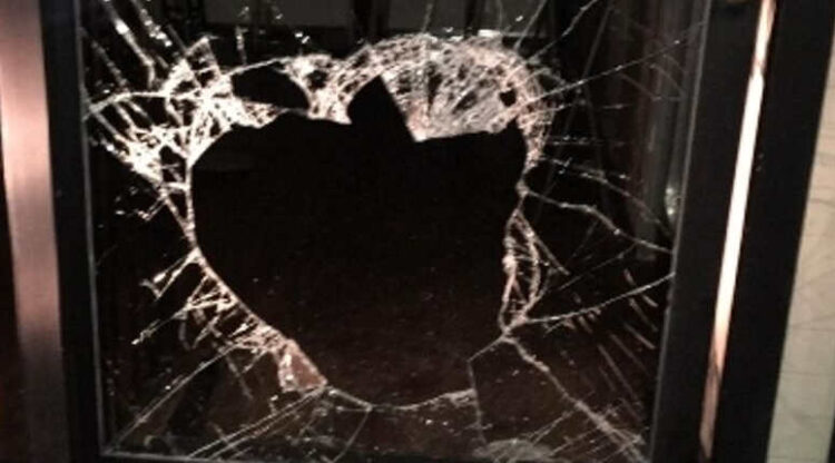 Furto nella notte in un bar a Modica Alta