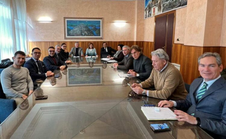 Misure a sostegno dell'Aeroporto di Comiso, riunione coi sindaci a Ragusa