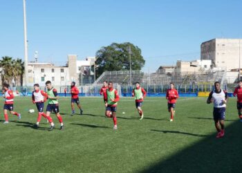 Modica calcio capolista per una notte
