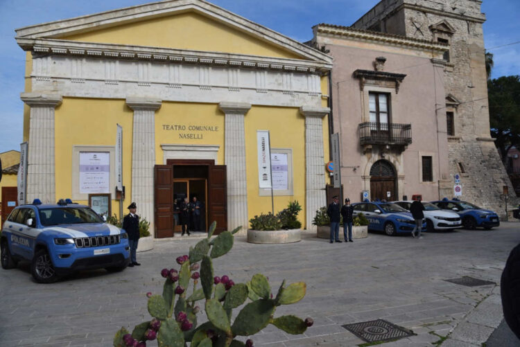 Comiso, la polizia di stato incontra gli studenti