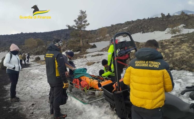 Catania, intervento di soccorso a Biancavilla