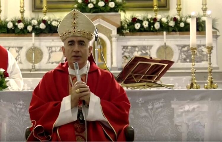 Antonio Staglianò ex Vescovo di Noto celebrerà i funerali di Eleonora Giorgi