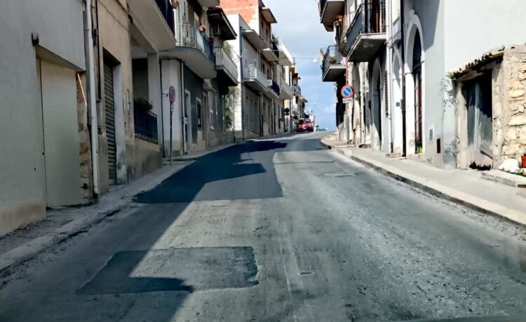 Scicli, asfaltature a macchia di leopardo: le critiche di Scimonello