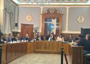 Santa Croce Camerina, approvato in Consiglio il Piano di Utilizzo del Demanio Marittimo