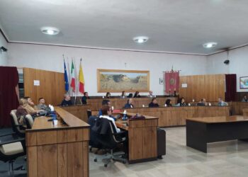 Scicli e la maggioranza part-time: le opposizioni insorgono