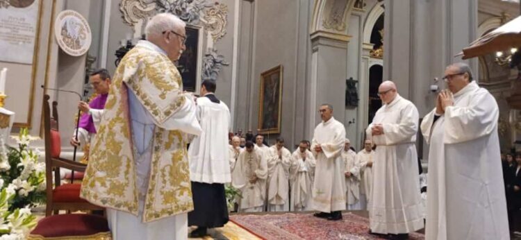 Ragusa, ordinati in Cattedrale tre diaconi