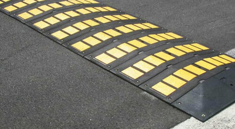 Sicurezza stradale a Vittoria, Fdl: necessari dossi pedonali e dissuasori di velocità