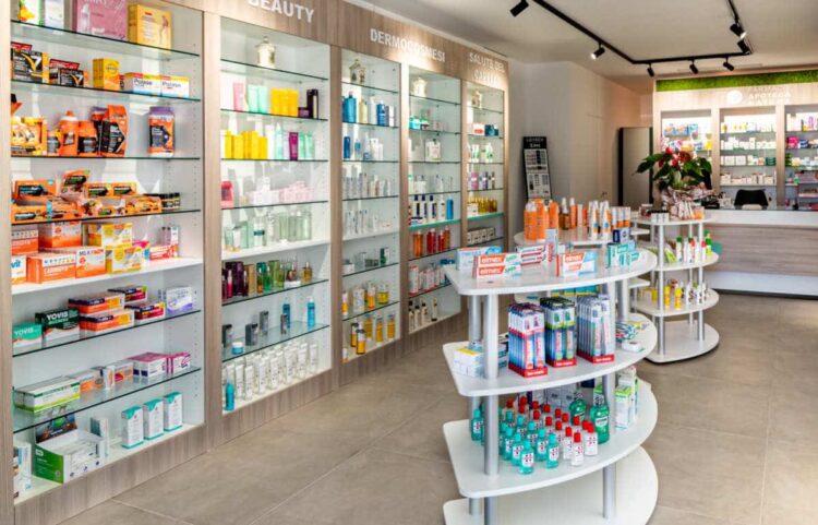 Furto con scasso alla farmacia Schembari di Marina di Ragusa