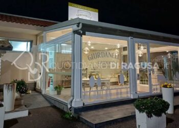 Furto con spaccata in un caseificio a Modica